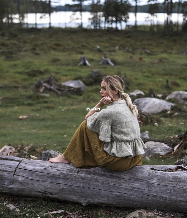 Iris Pullover3.jpg