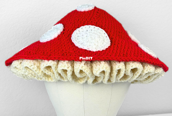 Mushroom Hat2.png