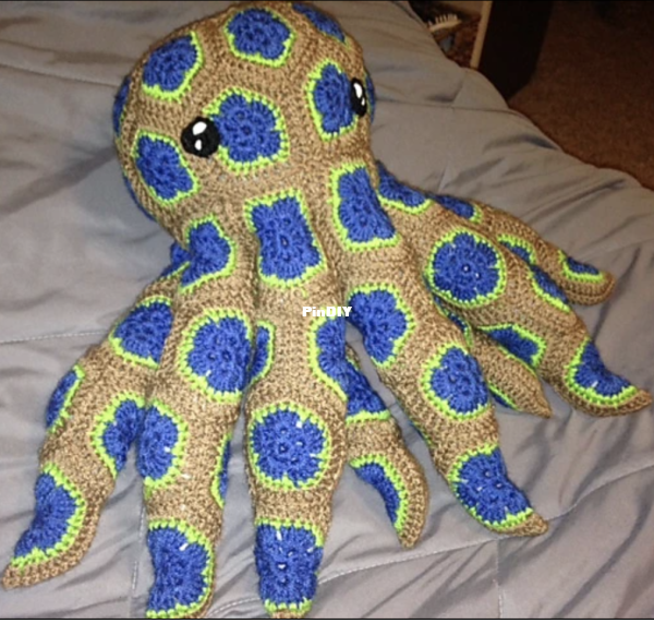 HollyOctopus.png