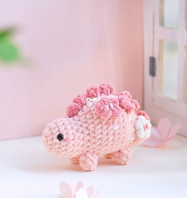 Valentine Stegosaurus.jpg