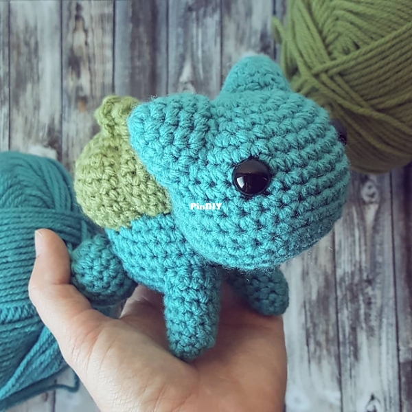 chibi bulbasaur.jpg