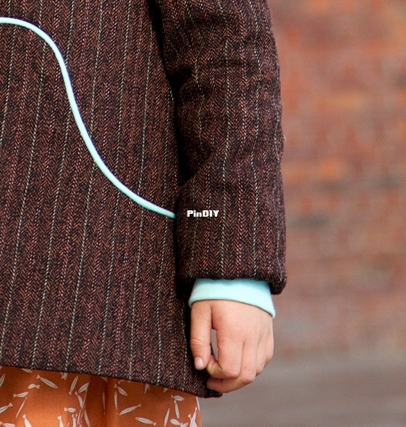 Screenshot 2025-02-12 at 09-29-54 The Louisa Coat Textillia.jpg
