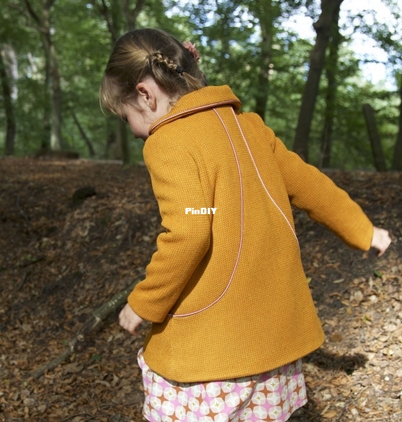 Screenshot 2025-02-12 at 09-29-33 The Louisa Coat Textillia.jpg