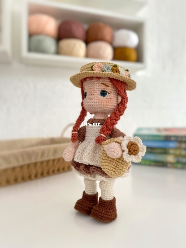 Fêrpi Crochet - Fernanda Pitaluga - Anne With an E 22cm - Português