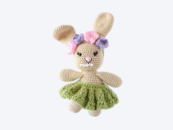 Willow_the_Bunny_Plushie_6__medi.jpg