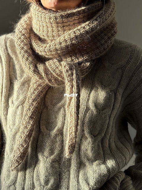 Waffle_loop_scarf.jpg
