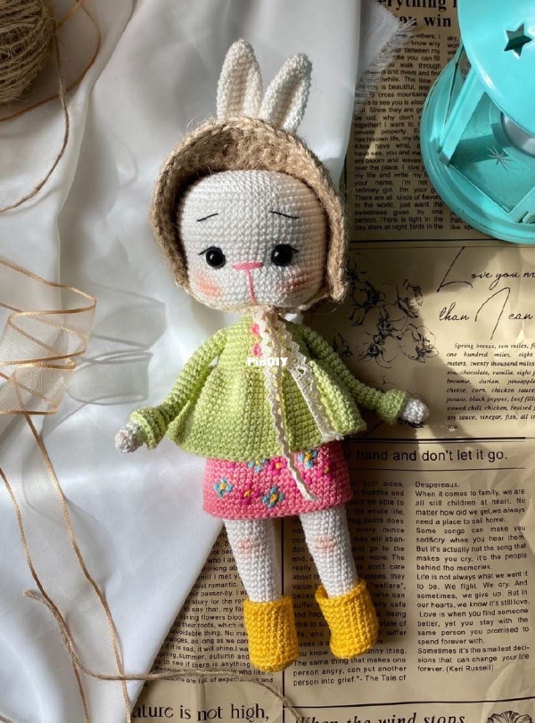 Roza Oyuncak - Sedanur Şimşek - Rabbit Laura_01.jpg