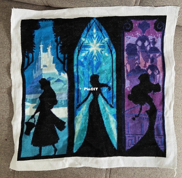 AURORE - ELSA - MEGARA.JPG