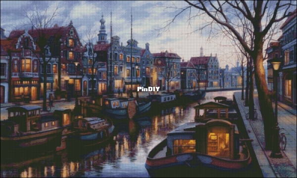 PF035-夜幕下的渠道.jpg