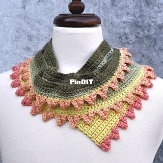 dragon-tail-scarf-1squ_1200_small2.jpg