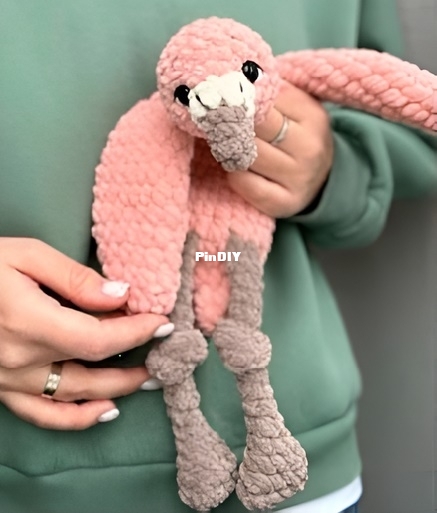 Amigurumilandia - Abbey Gallina - Galinha - Chloe Flamingo_02.jpg