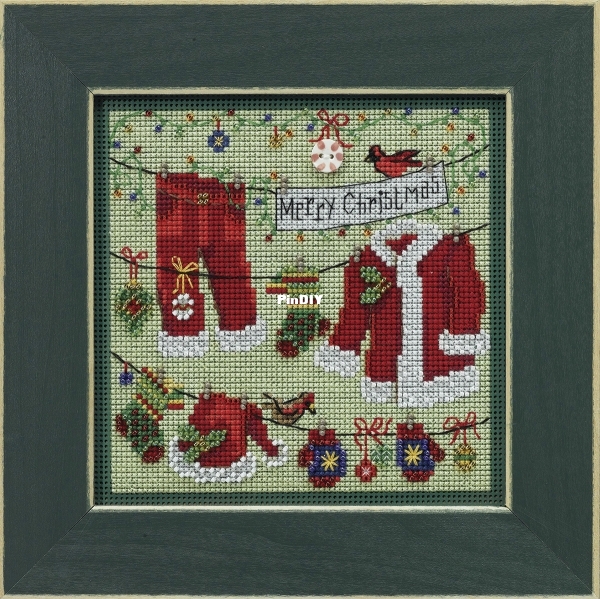 MH14-2232 - Santa's Clothesline.jpg