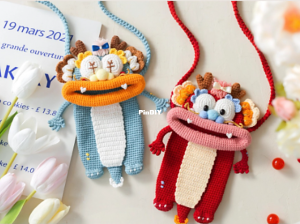 Susan's Family Sausage-Smiler Loong Crossbody Bag.png