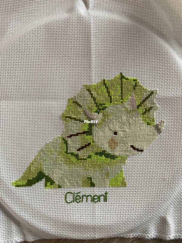 DINO 1 – THE STITCH PATTERNS.jpg