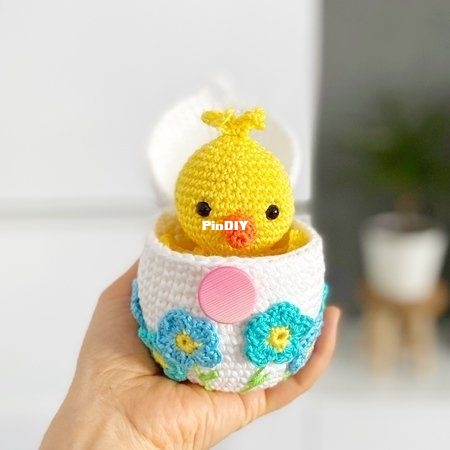 Hc-haekelzauber - Halime Civelek - Surprise Egg With chicken - English