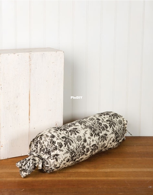 Boudoir Bolster Free.jpg