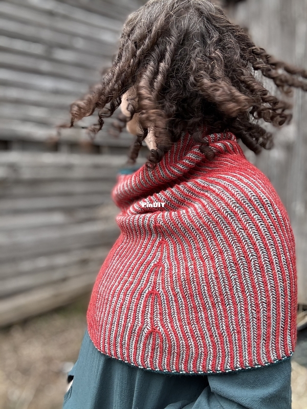 Stormsinger Shoulder Red3.jpg