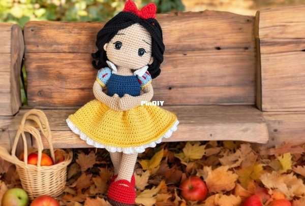 Knitoys & Crafts - Knitoys and Crafts - Blanca Nieves 35cm - Spanish
