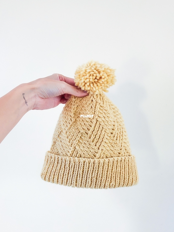 knitted_beanie_yellow_pom_pom.jpg