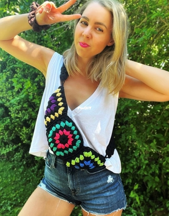 CozyCreativeCrochets - Playful crossbody bag.jpg