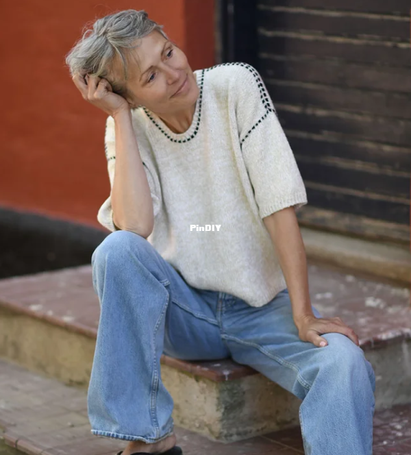 mono tee.png