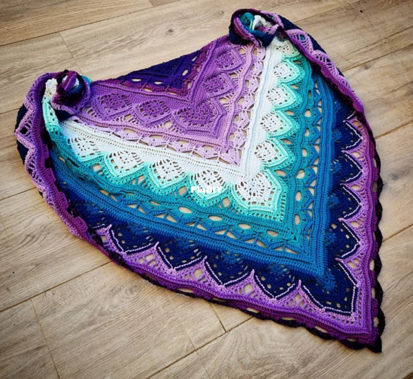 Morroccan Mint Tea Shawl 3.png