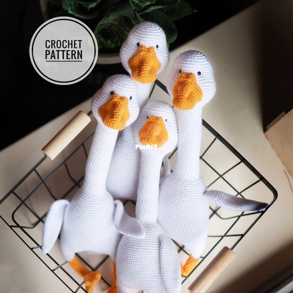 crochettoys basket.jpg