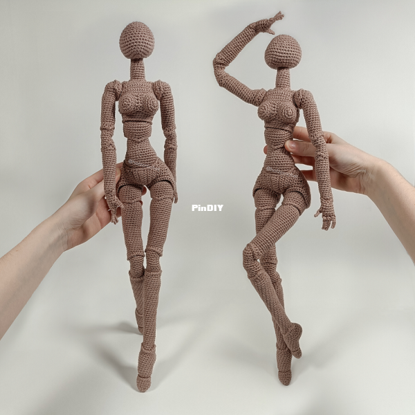 Lenka Kromholcová-Holzcrochet-Holz Handmade-Ball Jointed Doll.png