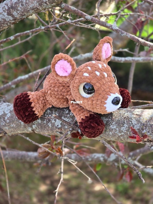 Snuggle Beans Crochet - Shannon Munro - Dory the Deer.jpg