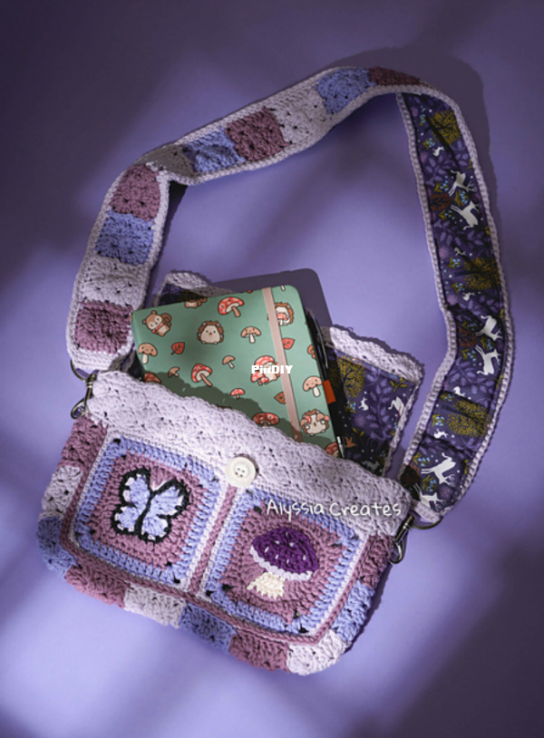 Alyssia Creates - Book bag 2 - English.png