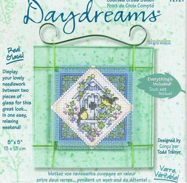 72721 Charming Birdhouse (1).jpg