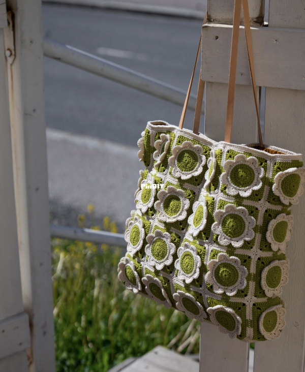 Paulikki tote bag.png