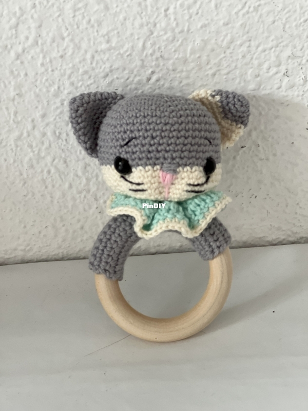 Happiness by Kriss - Kitten Rattle 01.jpg