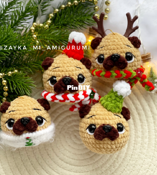 Pug Ornaments.png