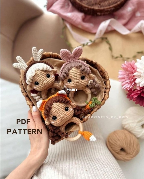 happiness_by_kris - The little Elves rattle