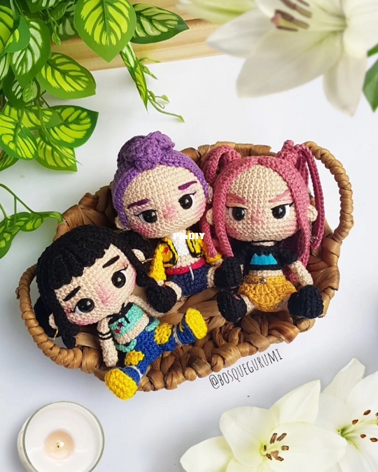 osquegurumi - Paola Fajonni - Guerreiras Kpop Demon Hunters Mira, Rumi, Zoey - Portuguese