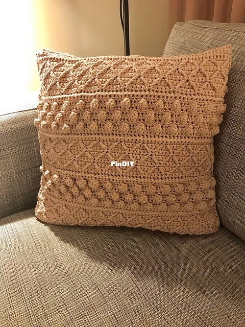 Very_nice_pillow_medium2.jpg