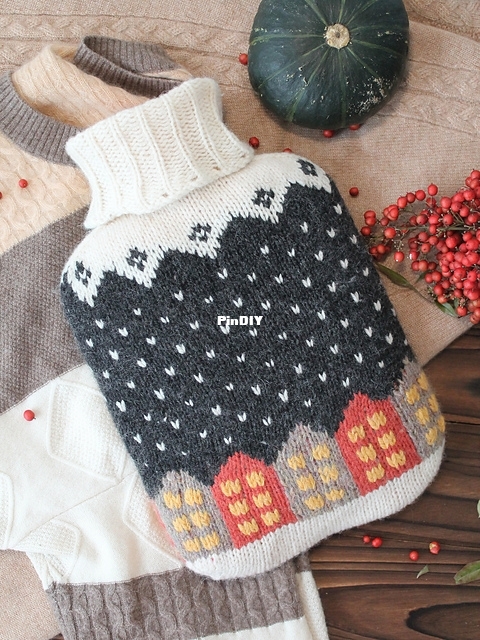 Snowfall Town Hot Water Bottle Gris2.jpg