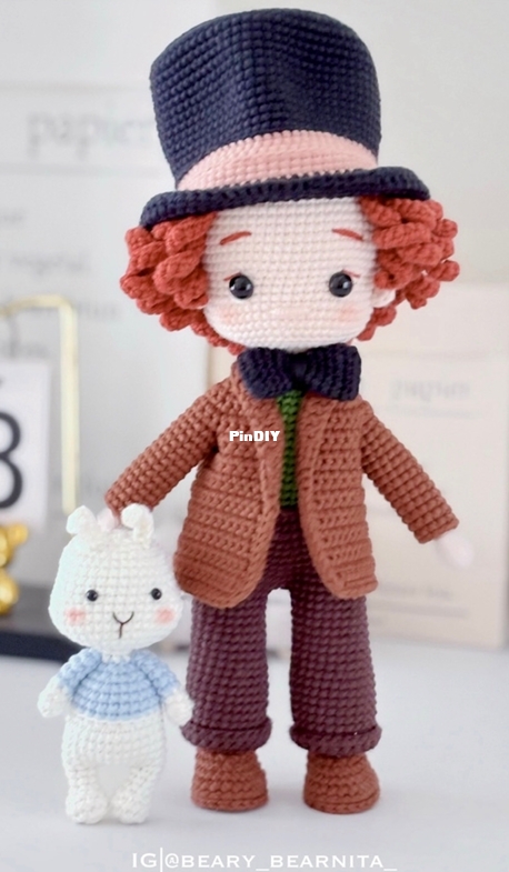 Mad Hatter and tiny bunny