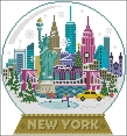 EC New York Snow Globe - TWOCS 364 XSD.jpg