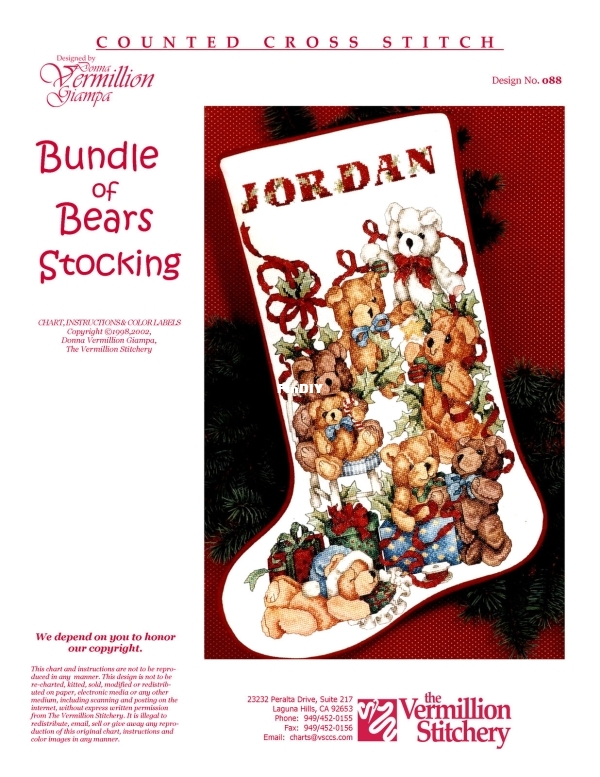 VS088 Bundle of Bears Stocking_1.jpg