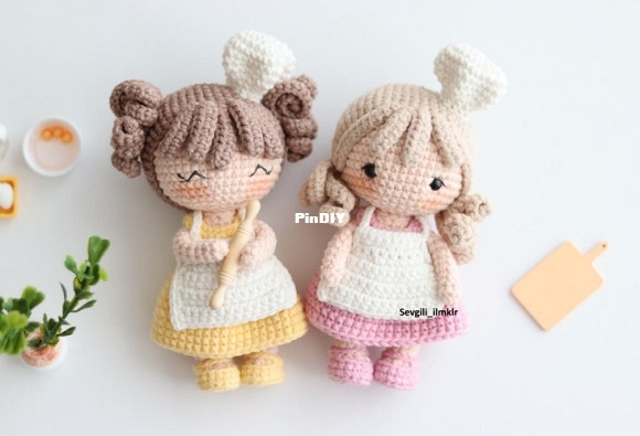 Sevgili Ilmkler - Sevgi Akı - Cook Doll Mia and Mila - English