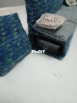 sofa 2.jpg