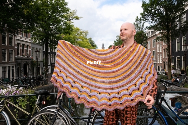 Delectable_Collectible_Shawl_2_medium2.jpg