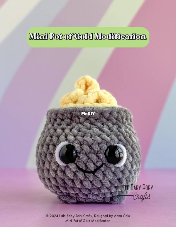 Little Baby Rory Crafts - Anna Cole - Mini Cauldron.jpg