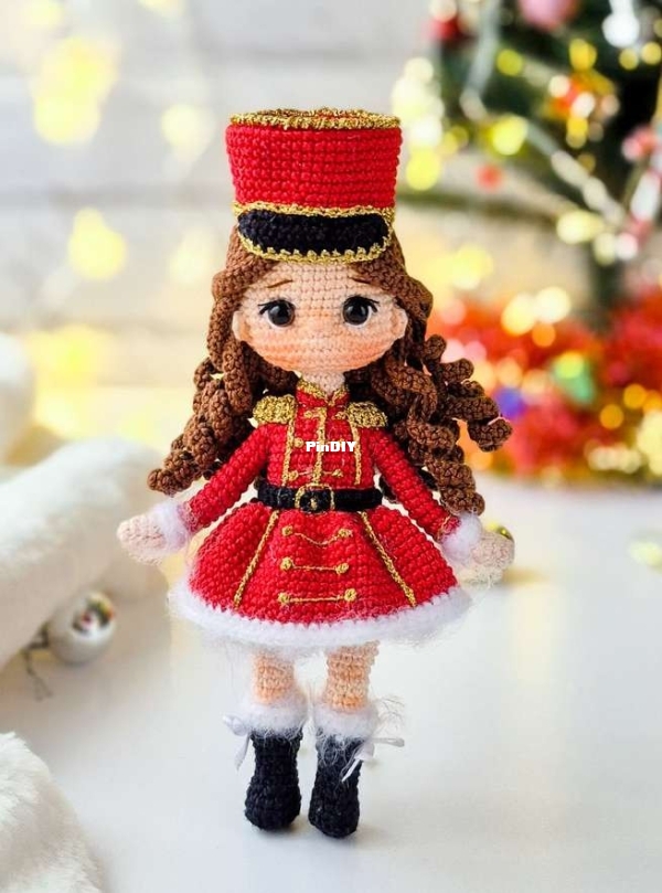 Örgü Sever - Seda Şen - Amy Bebek 19cm - Nutcracker -Turkish