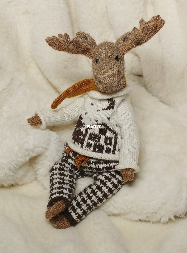 Moose by Anna Batina -.jpg