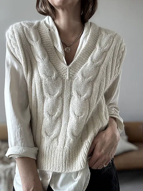 Tulip Loop vest.webp