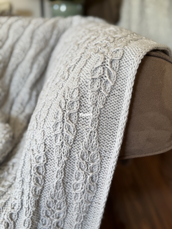 Snow Fern Blanket Pearl3.jpg