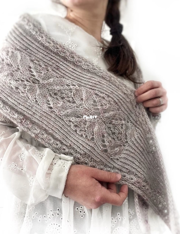 Monarque Shawl.jpg